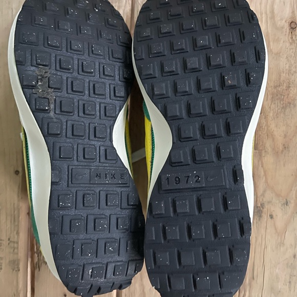 Nike Waffle Debut Vintage Stadium Green Opti Yellow DX2931-300 Women's Size 6 - Picture 9 of 10